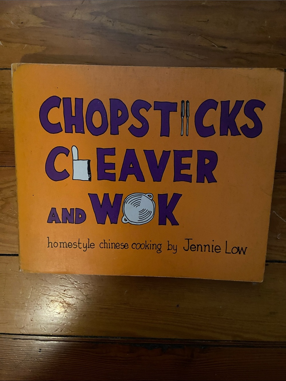 Vintage 70s 1970s Chinese cookbook Chopsticks Cleaver & Wok Orange Purple ETHNIC